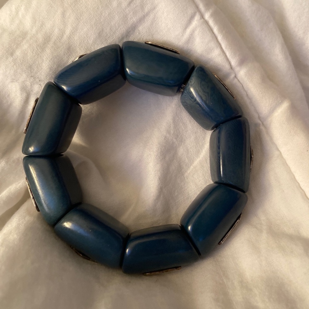 Silpada Polished Palm Stretch Bracelet